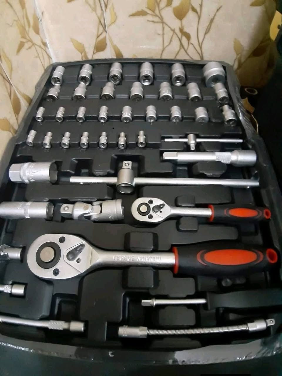 عدة بهذا الشكل حقيبه متكاملة متكونه من 610 قطعه السعر عرض خاص ٦٥ الف على اول تم وشرط الاعتماد على هذا المنتج الكمية جدا محدودة


**إذا كنت صاحب هذا الإعلان وتريد حذفه لأي سبب، رجاءا أرسل رسالة إلى الدعم الفني**