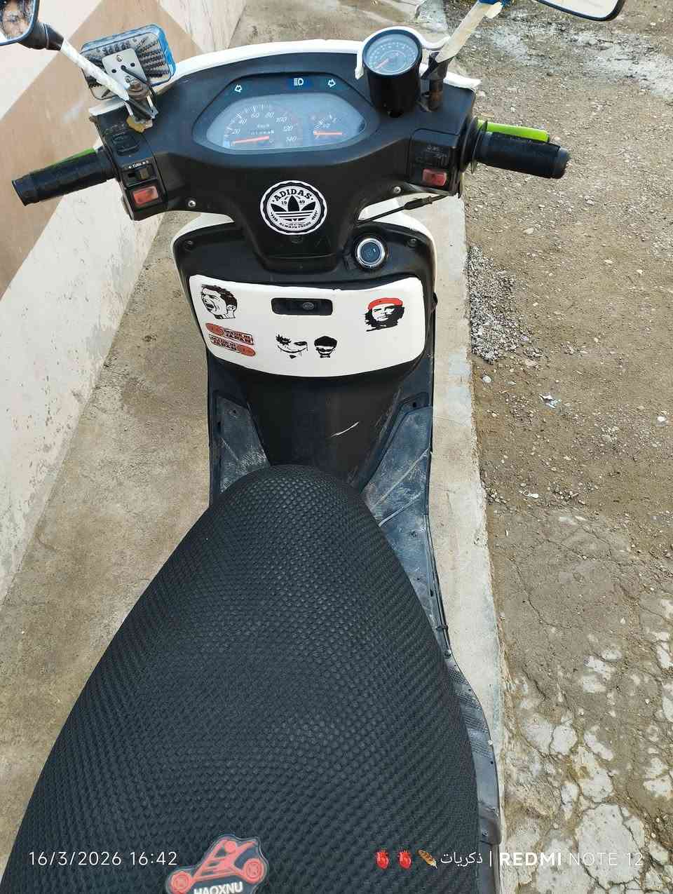 السلام عليكم دراجه فراشه للبيع 
مكاني جلولاء 
تشغيل عن بعد كهربائيات كلهة شغاله 
كامل مابي اي نقص
***********
