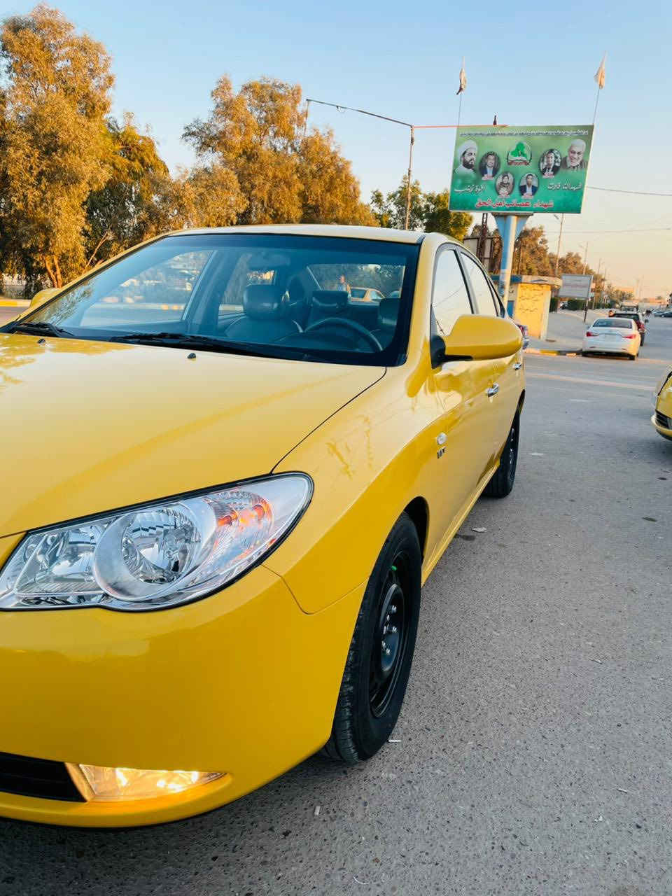 السلام عليكم النترا أفانتي 2008 1600 
سياره جديده صبغ جديد صدر امامي خلفي جديد مدوشمه عام سياره مامتعوبه 
باتري تخم تاير كله جديد مابيها أي نقص جاهزه على آخر حبايه 
رقم بغداد تحويل مباشر مكان السياره بغداد السعر 105$ وبيها  مجال ***********
