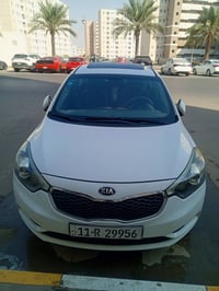 2014 خليجي مكينه 2000 باسمي  السعر 130 سونار مرفق 07704310734