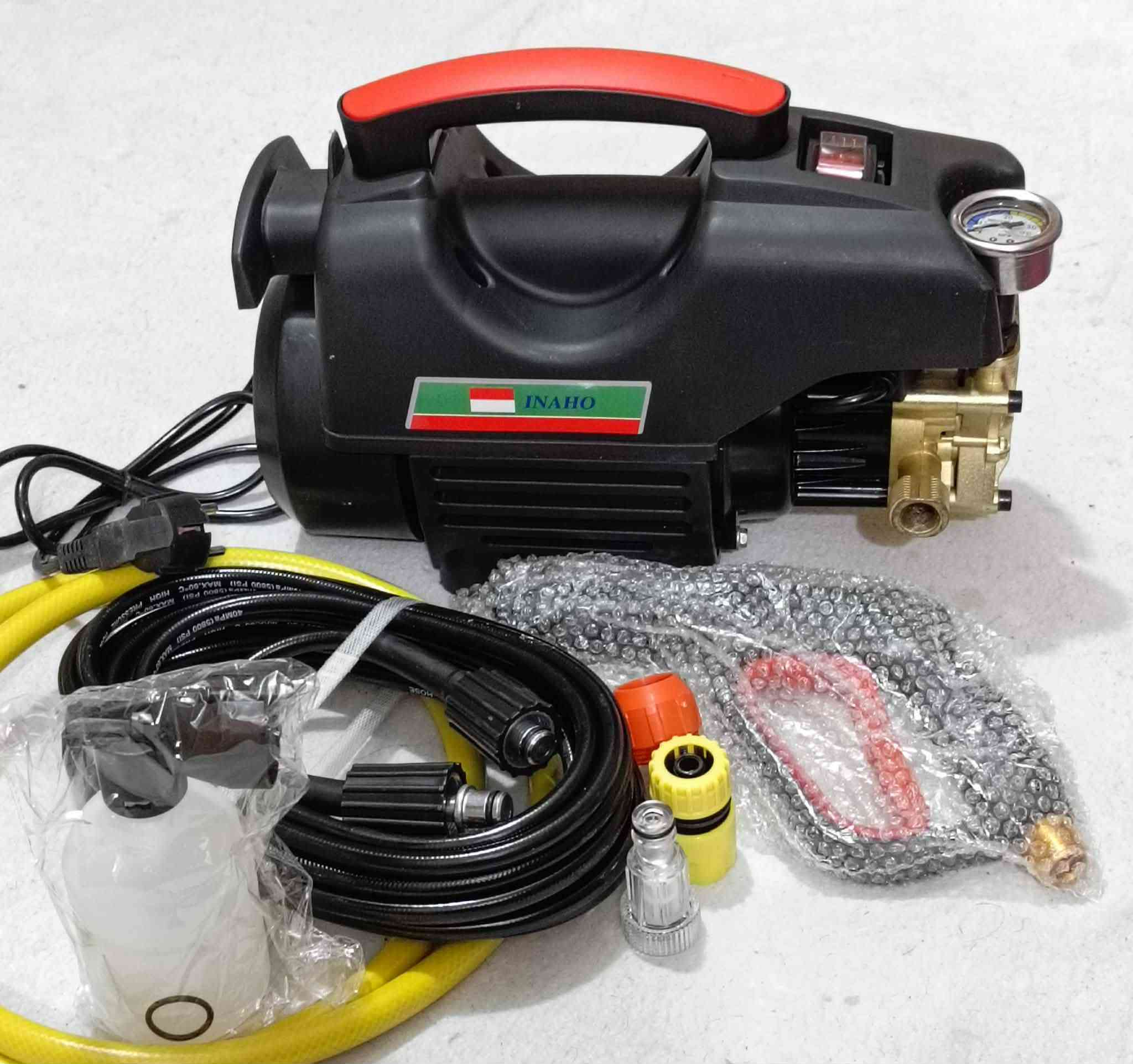 متاح فاره غسل جديده بلكارتون وحش قسم بالله  ضمان افضل جوده شركه انهو الأفضل بسوق تنسه شي اسمه احترك او عطل  يشهد الله سحب نحاس ودفع نحاس 3 بستم وكذالك البساتم نحاس
100 بار حقيقي -- 700واط -- 8 لتر بلدقيقه --220 ڤولت
( 50 هرتز)  معه كامل ملحقاته
مسدس.طويل الاصلي / صونده 10 متر ربل اصليه/ 
بطل رغوه / تحويلات / صونده سحب
السعر 75 بلمحل نبيعه ب 100 نزلت سعرها بسبب البلديه شيلونه واخذت غراضي للبيت عنوان( البصره القبله )


**إذا كنت صاحب هذا الإعلان وتريد حذفه لأي سبب، رجاءا أرسل رسالة إلى الدعم الفني**