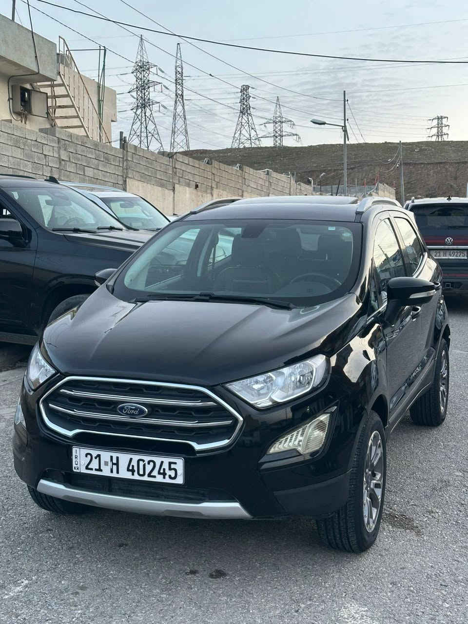 🚗 للبيع فورد ايكوسبورت Ford EcoSport 🚗

الموديل: 2022 
الفئة: Titanium 4WD اعلى فئة
اللون: اسود 
رقم: سليمانيه  سنوية جديدة
الممشى: 32 ألف ميل فقط
الحادث: جاملغ + بنيد فقط -+بيه بارد بالباب السايق 
المواصفات:
- دفع رباعي 4WD
- محرك ٤ سلندر  اقتصادي جداً بالبنزين
كشن- جلد اسود - شاشة لمس - كاميرا رجوع
- بصمة -  - رادار - حساسات
- السيارة بحالة ممتازة ميكانيك وكير ومحرك

السعر: 135$ ورقة وبيه مجال بسيط للشراي
المكان: بغداد - الاسكان - شارع مستشفى الطفل
للاستفسار: ***********

السيارة جاهزة للفحص بأي وقت وبأي مكان
