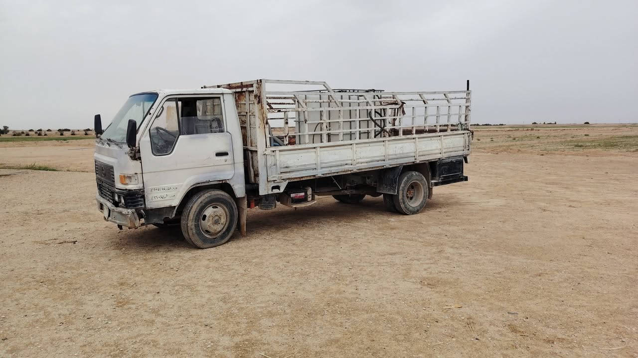 سلام عليكم دانيا البيع موديل 97رقم قادسيه سنويه 27سياره محرك وكير مال كيه فحل  السعر 30وبيها مجال رقم صاحب السياره ***********اني مكلف بل نشر
