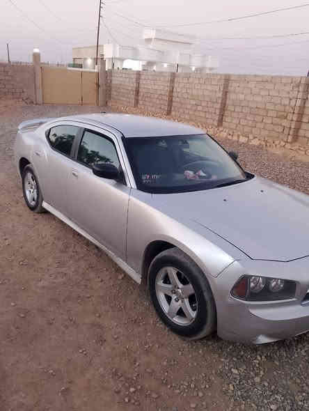 السلام عليكم
جارجر موديل 2007 محرك 2700 رقمها سليمانية انگليزي سنوية صالحة لغاية 2030 صاحبها بالموصل تريد تحويل تريد وكالة ضررها چاملغ گدام وچاملغ وره والبونيد بدون دواخل سيارة نظيفة وجاهزة احلا من الصور 
السعر 110 وبيها مجال 
الهاتف : ***********
