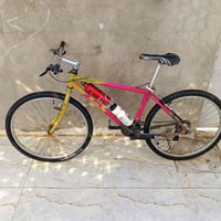بايسكل ياباني ابو ثلاثة خطوط للبيع السعر 50نهايته للتواصل07703806060