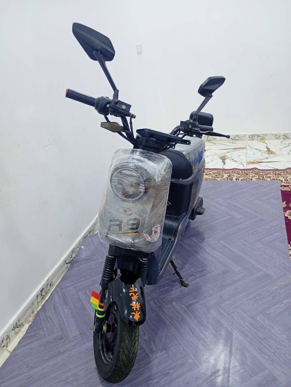 سلام عليكم دراجه لبيع كهربائيه ار 9
بدون بطاريات سعره 300 
لتواصل ***********
