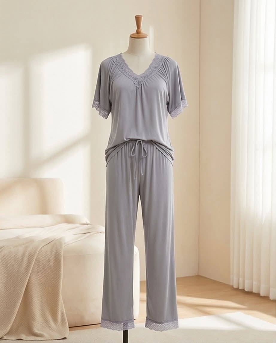 لا تضيعين الفرصة! 
أحدث الموديلات وصلت الآن وبكميات محدودة 🔥
قماش اصلي شرط الفحص والقياس لجميع الاحجام 
📦 توصيل لكل المحافظات بس ٥ آلاف
🚀 اطلب هسه قبل ما تخلص!


**إذا كنت صاحب هذا الإعلان وتريد حذفه لأي سبب، رجاءا أرسل رسالة إلى الدعم الفني**