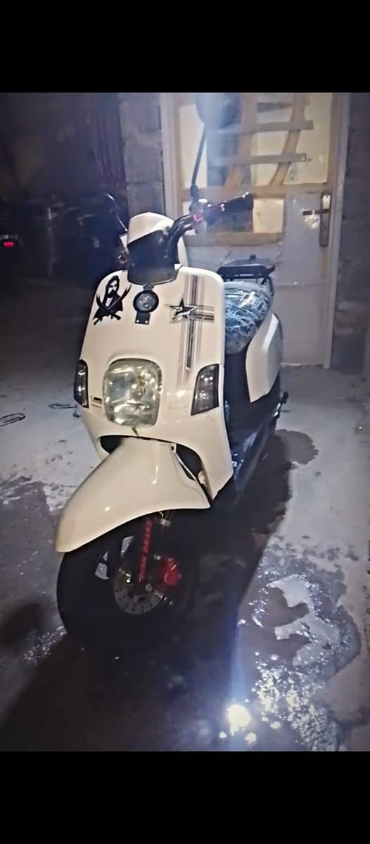 سلام عليكم دراجه ماكس بوليس بلاديه اي نقص ما بيه بل بجم شوي مكسور كبال العين سعر 600 مكان بلديات شارع المصرف متواجد ع لفيس


**إذا كنت صاحب هذا الإعلان وتريد حذفه لأي سبب، رجاءا أرسل رسالة إلى الدعم الفني**