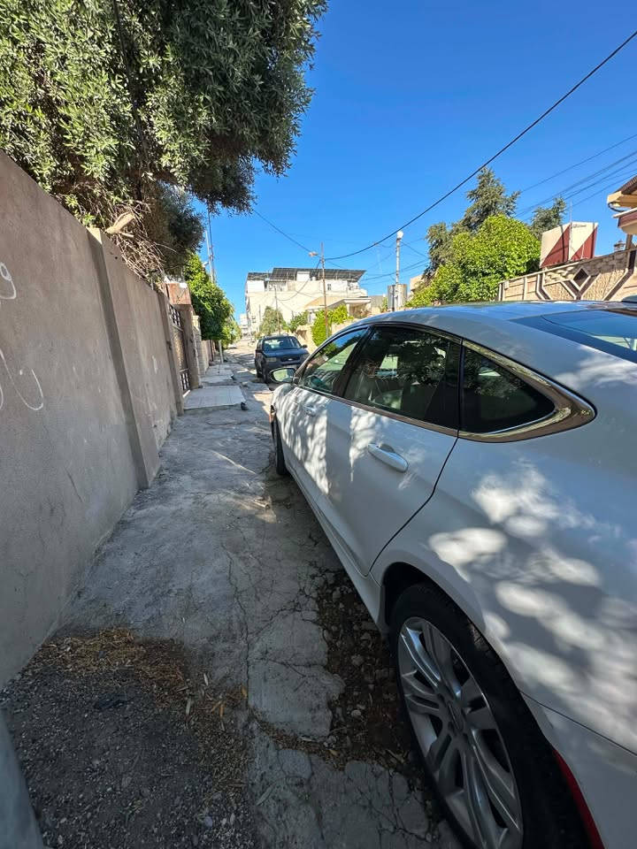 C200 clean
بدون صبغ او تعديل 

محرك 2400 

رقم اربيل شمالي باسمي سنويه جاهزه 

موديل 15 

محرك وكير شرط 

مكاني الموصل 

110 $ 

***********

***********
