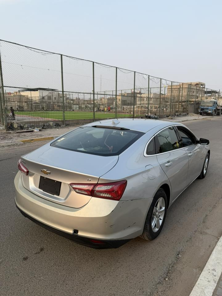 السلام عليكم سيارة ماليبو موديل2022
سياره بيه جاملغ وبنيد وبيه باردات

حداديه جديده تخم تاير جدد تبريد ثلج

سياره رقم بصرة معوقين 

السعر 105

العنوان بصرة📍

رقم الهاتف***********
