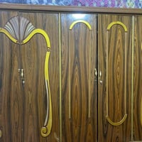 غراض منزلية • نظيفة • بيع بالعمولة