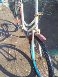 بايسكل للبيع حجم 26 بناتي نضيف العنوان بغداد البياع الشرطة الخامسة الس...