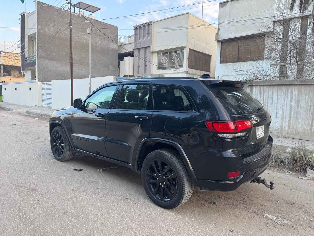 جيب 2018 بلاك توب 
ضرر مفتوحه جاملغات وشاديهن نفسهن 
بدون صبغ وبدون اريرباك بدون تبديل 
ماشيه ١٠٥ الف 
مكاني بابل 
مواصفات بدون فتحه 
***********
*********** حلة, بابل
