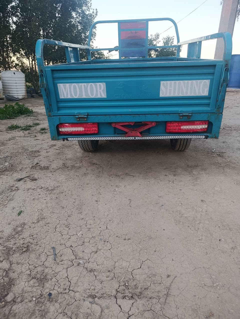 23لبيع وراق صولي وصل معرض موجود شاصي مكفول من الحيم من صبق ميكنه ما مفتوحه ستوته نكره سلف كهرابيات شقاله مكان بابل محاويل ناحيت المام سعر 1950الرقم ***********
