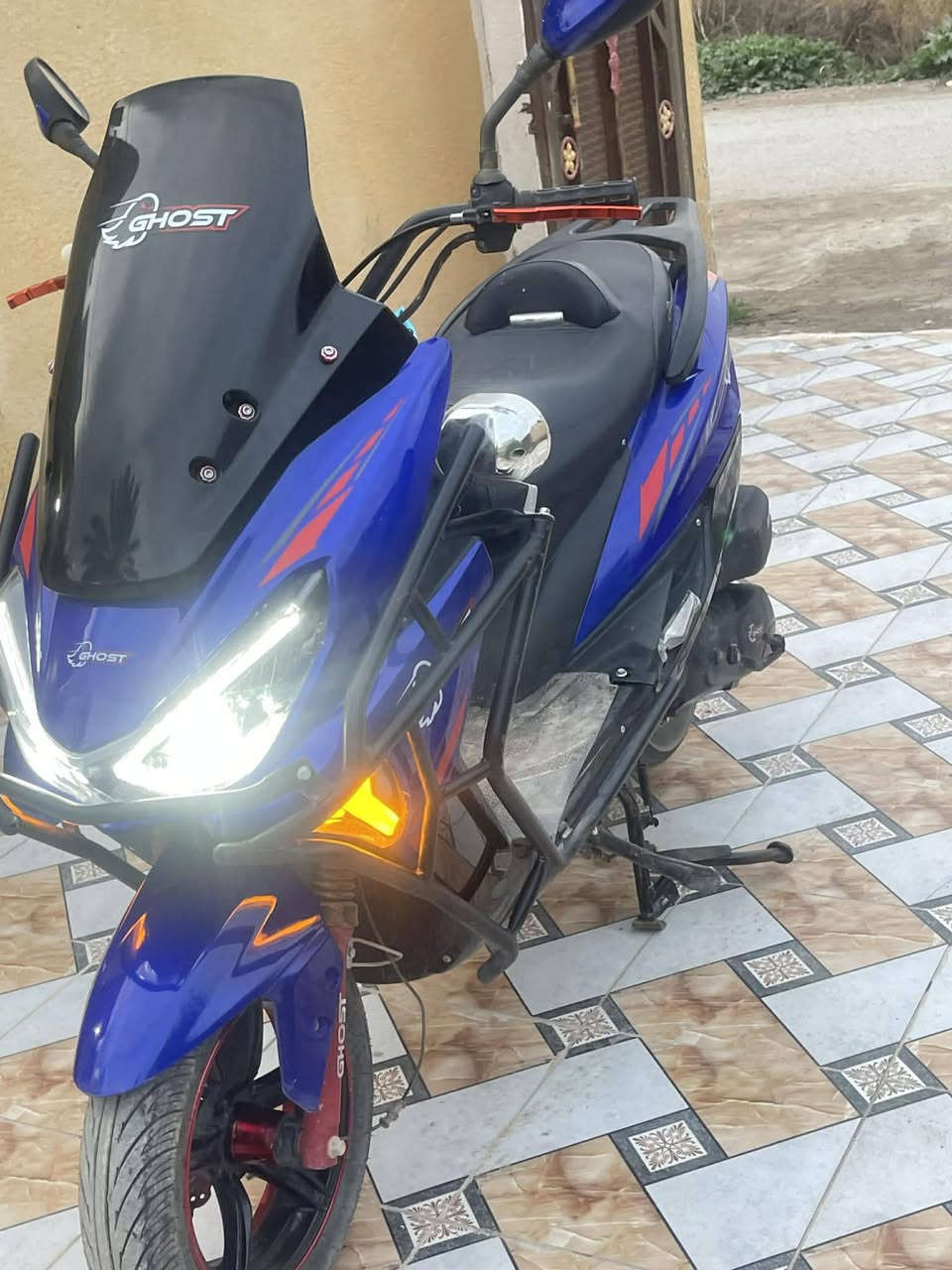 سلام عليكم دراجه اكس ماكس رياضي فحل موديل 2025 كامل من كلشي بس نقص بريك لامامي بس واير  دراجه مامشتغله مال بيت سعر(مليون)وبي مجال لشراي العنوان ديالي غالبية سيف سعد رقم***********
