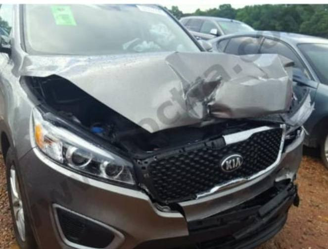 سلام عليكم  .
سورنتو 2018  امريكي
محرك جديد توة مشدود 2400  GDI
٣ انظمة اقتصادي وعادي وسبورت
١٢٢ الف ميل ماشية .
تخم تاير جديد .
سيارة حرة باسمي .
سونار موجود .
صور الحادث موجود
السعر 170 $
مكان السيارة سماوة
استفسار اكثر   عالرقم
***********
