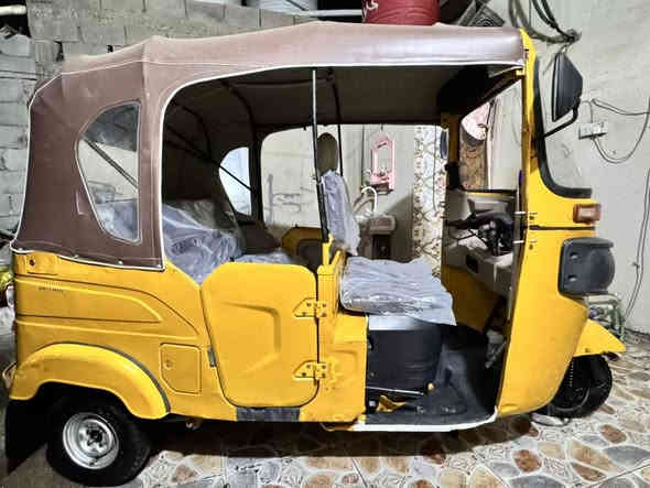 21 رقم وسنويه سعر 5800 مكفوله من ضربه والمكينه اليوم مجفتهه ***********
