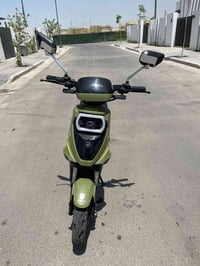 دراجة هايبرد للبيع R9 فئة S 5 بطاريات سويچين + بصمة شاحنتهة الاصليه وي...