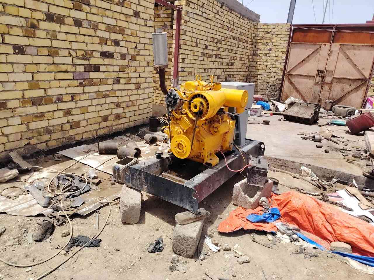 مولدتين للبيع جديدات  الاولئ بيركنز انكليزي 8kva  والثانية دويز إيطالي 12.5kva محرك ملف شرط جديد مامشتغلات للمعلومات اتصل على ***********
