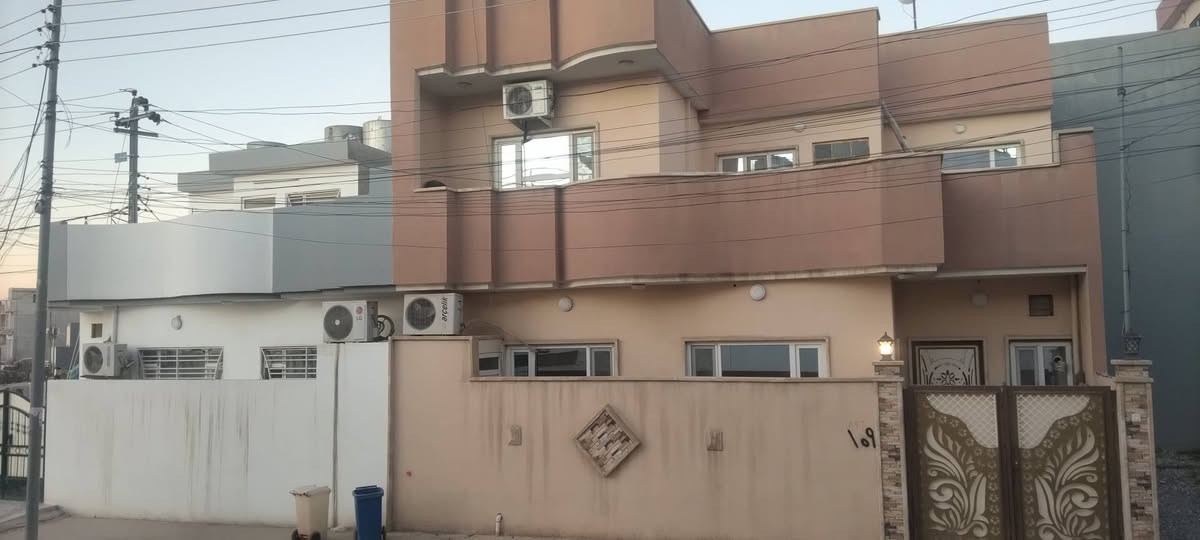 اعلان رقم 166
🔴 البيت في مقاطعة 118
🔴 سند طابو الزهور
🔴 المساحة 100 متر  
🔴 السعر 220 مليون
🔴 طابق واحد يتكون من كراج ومطبخ واستقبال هول وسطي وصحيات  غرف نوم
🔴 الطابق الثاني 3 غرفة نوم وسطح
🛑يعلن  مكتب أرض الكندي للتجارة العقارات 🔊
🔥🔥 بيع وشراء الأراضي  والبيوت 🔥🔥(سكني/ زراعي/ تجاري)
🛑يوجد عروض اخرى في المكتب✅نستقبل كافة العروض 🔥
🛑لتفاصيل اكثر زيارة المكتب او الاتصال على أرقام الهواتف

***********

***********

***********
