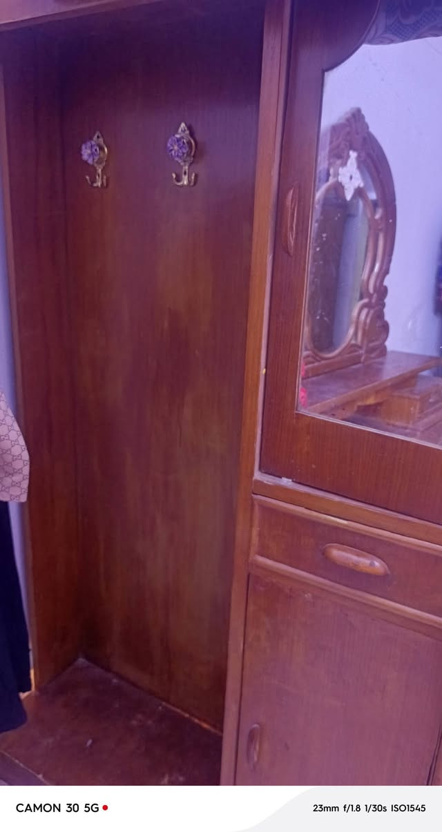 غرفه تزكام 650
كنتور باب 2 على 130
نطيفت خشب ثكيل
الديونيه الخصيمه


**إذا كنت صاحب هذا الإعلان وتريد حذفه لأي سبب، رجاءا أرسل رسالة إلى الدعم الفني**