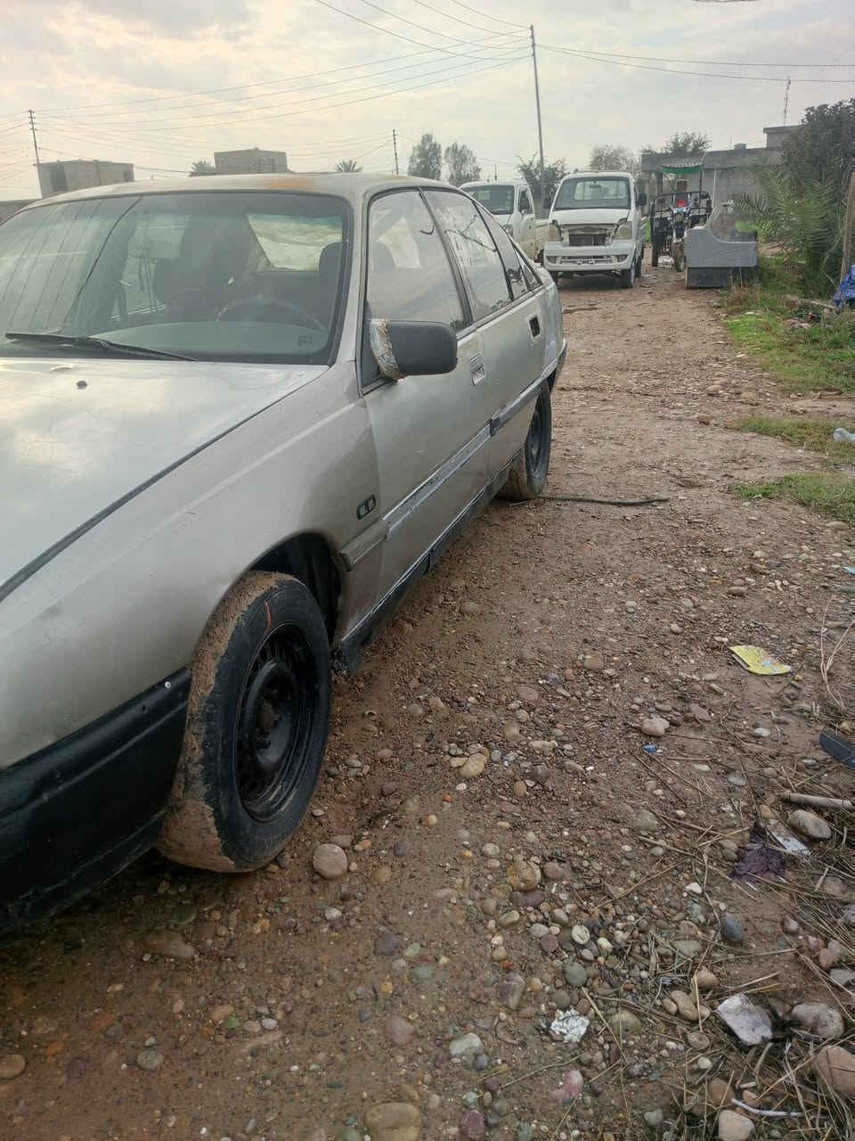 السلام عليكم اوبل اوميكا رقم كركوك بيها سنويه بس ماندل صاحبه المحرك بي بخار بصيط  شرط تايرات زينه السعر 10 اوراق وبيها مجال العنوان تكريت البوعجيل رقم الهاتف ***********  خاص ماجوب
