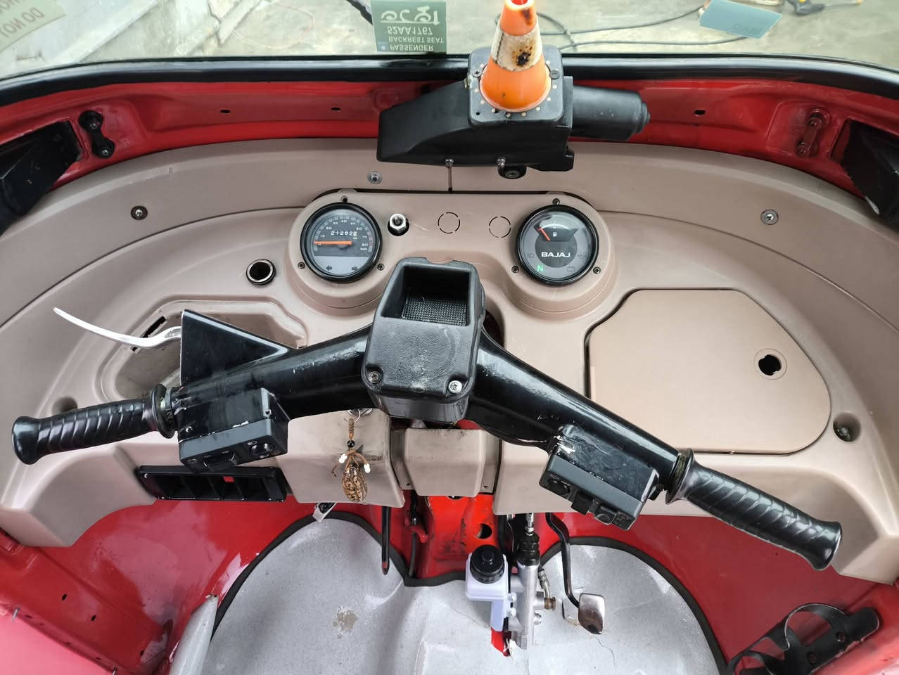 السلام عليكم تكتك 2018/12/23 اوراق اصولية تكتك نظيفة خير من الله
السعر 4250
المكان بغداد الامين الثانية 
الرقم ***********
