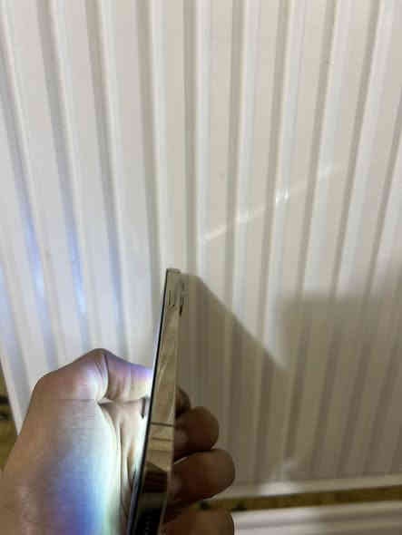 آيفون 13 برو ماكس ذاكرة 256 بطاريه 86 مستبدل فقط شاشه اصليه وكالة ( فيس إيدي شغال) والكامرة 0،5 واكفة فقط غير هذه ماكو سعر 425 وبي مجال 
بغداد المشتل ***********
