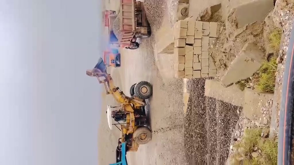 اسلام عليكم للبيع شفل ٨٠ موديل ٨٢ ما مسجل محرك كير اكسنات كلو ب شرط كيله معمره جديد السعر ٧٠ ورقه وبيه مجال بسيط العنوان الحويجه اتصل وتدلل ***********
