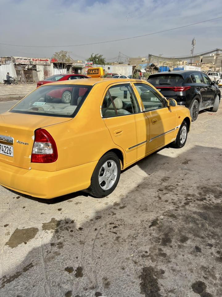 سلام عليكم هونده فيرنا موديل2014

سياره بلاديه عله وضع الشركه ما معيودة مدوشمة عام تخم تاير كير مكينة تبريد مكفول المكان البياع سعر 75 ***********.
