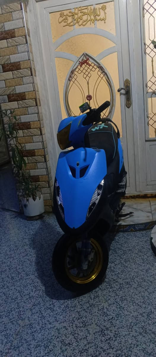 السلام عليكم دراجهه ماكس عدلهه مزودهه دبلاتت  رياضيي ويالهه رياضيهه صالنصهه رياضيي حلزونيي  بوشهه 55 لدراجهه مابيهه برغيي نقصص السعر 500 وبيهه مجالل مكانيي فضليه الرقم ***********
