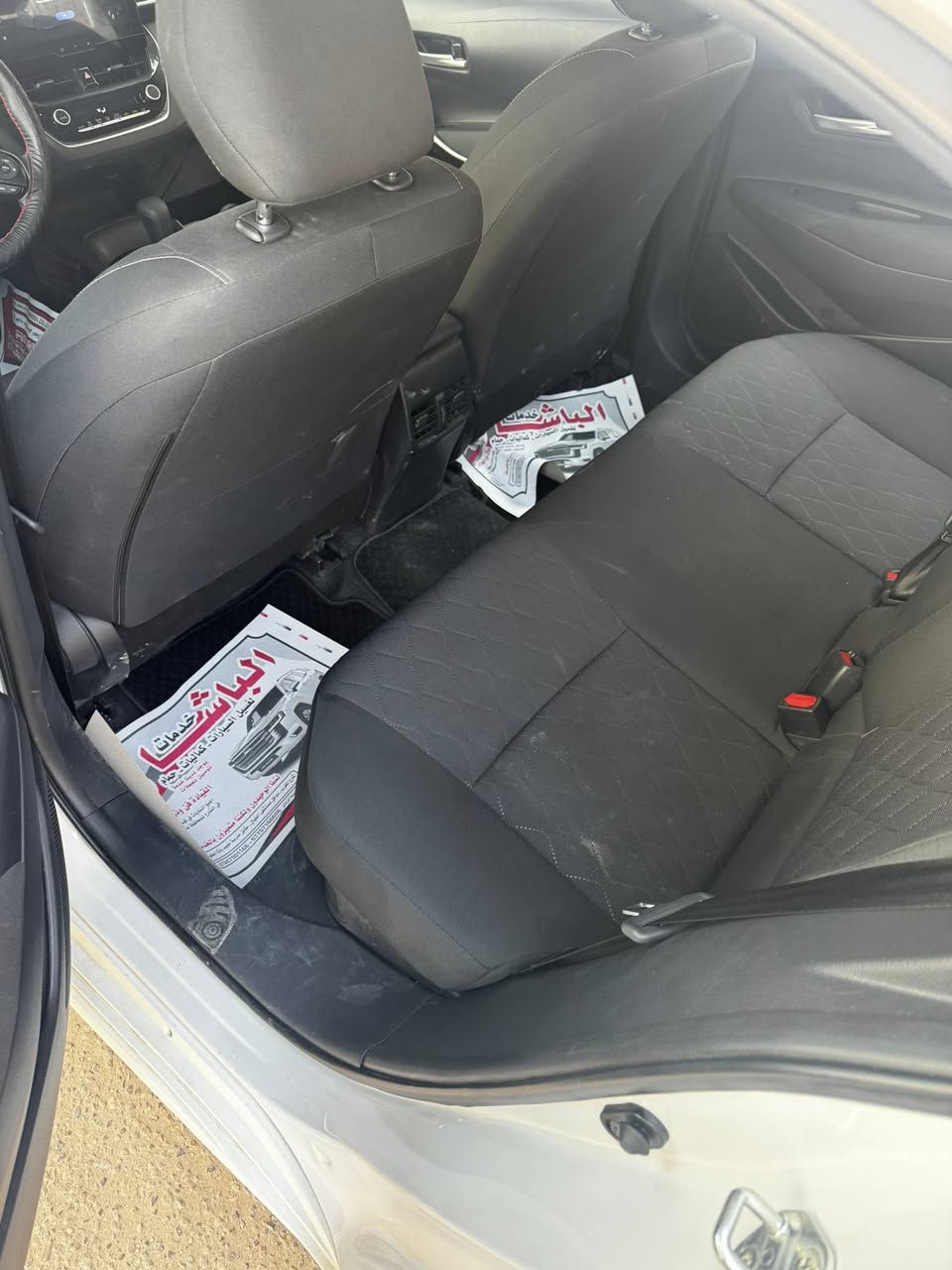 السلام عليكم كرولا هايبرد موديل 2024 جديده جدا ماشيه 2000 زيرو بصمه رادار امامي كامره تحديد مسار تحكم استرن 
مكفوله كفاله عامه السعر 156 $ للاتصال ***********
