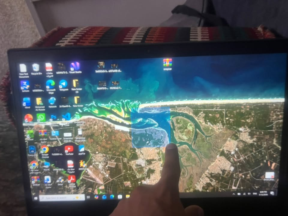 السلام عليكم لابتوب لينوفو Thinkpad T570
الابتوب نظيف ومرتب تجي تجيك وتشوف مواصفات كللش حلوة استخدامي شخصي وبسيط اكسل و ورد وهاي الامور البسيطة ما اشتغل عليه شغل ثكيل مواصفات Ci5 جيل 7 pro
رامات 16gb
N.2 512gb سامسونك
كرت شاشة داخلي 8gb
شاشة 15,6.     FULLHD
شاشة لمس 
بيهة ملاحظة بسيطة وما بيهة اي اثر السبرنك اليمين مال بطارية فالت فقط بس تجيب سبرنك وخلص حتى بلاش يسوهة والبطارية مال لابتوب فوق الممتازة تنطيني ساعتين تقريباً 
مكاني بغداد الامين الثانية نواب الضباط قرب مركز شرطة الامين
***********
تجي تشوفهة تفحصهة يلة تاخذهة 
السعر 325 بيهة مجال بسيط
