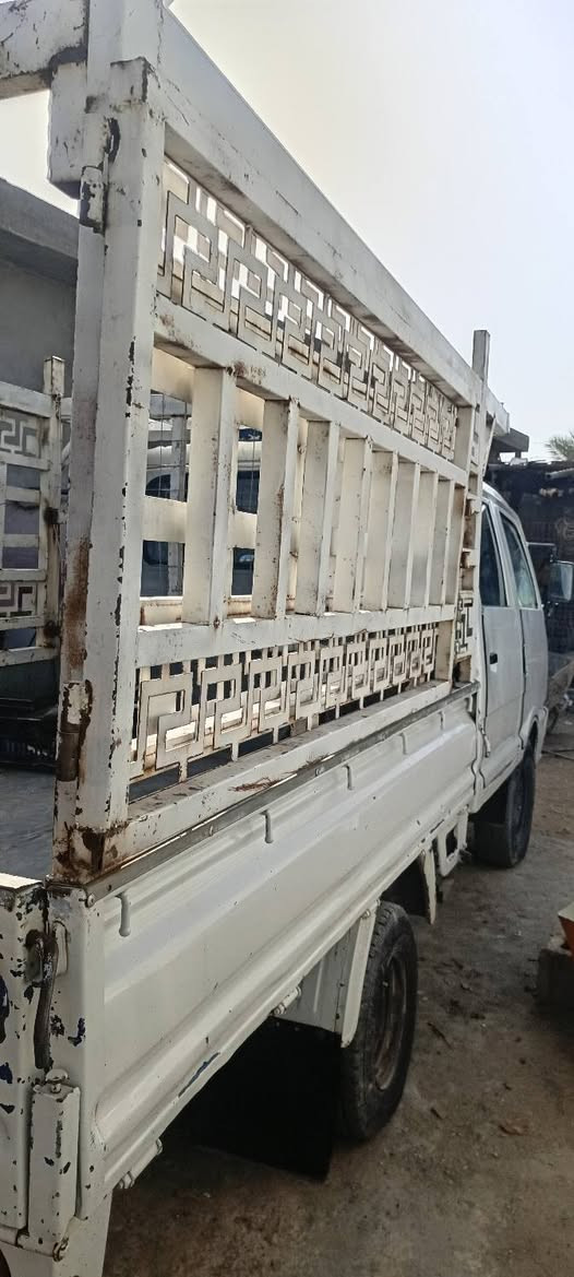 سلام عليكم ورحمة الله وبركاته كيا موديل ٩٣نضافه ميه بلميه سنويه ما منتهيه غراماتت ما عليهه ضريبه ماكو مكفوله من كل النواحيي بدي جديد ما بي قطره اخياس 
لا هوه ولا السيارهه تخم تاير جدد محجر نضيفف دوشمتهه حلوه سعر ٦٣ وبيهه مجال قليلل
‏‪***********‬‏     .... واتسابب
