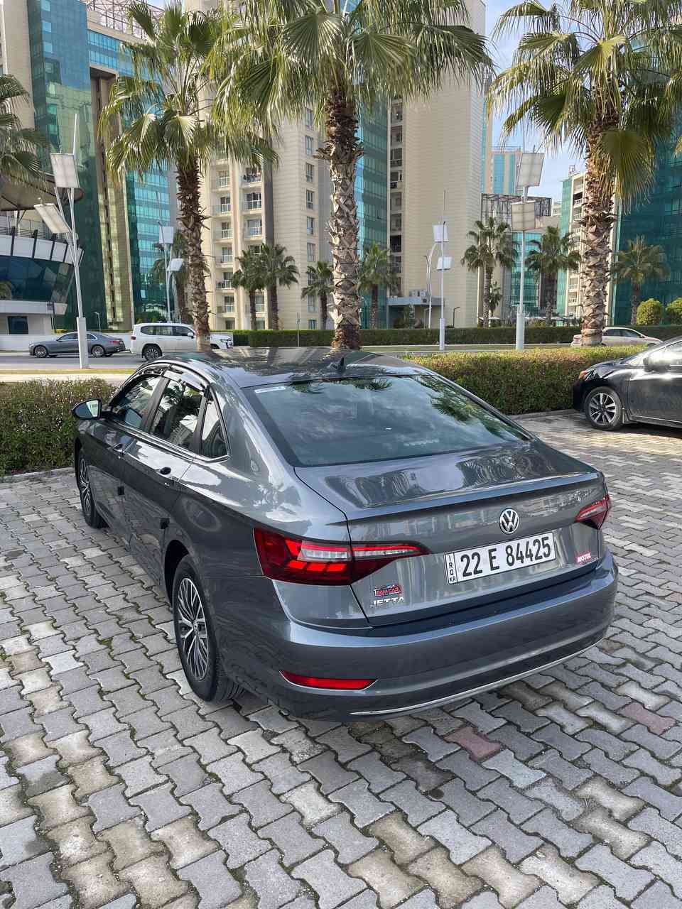 السلام عليكم ورحمة الله🙏
فولكسفاغن جيتا للبيع 👍
موديل : 2021 🔸
ماشيه : 39 الف mi 🔹
محرك 14 توربو (المرغوب) 🔸
مواصفات S ✔️ 
شاشة _ كامره _ تحكمات ستيرن كروز سرعه _ هندبريك بصمة _ اوتو هولد _ رادار امامي - خلفي - جانبي _ نظام ايكو - سبورت _ لايت زنون 
ضرر السياره جدا خفيف باب السايق وربع جاملغ الخلفي بدون دواخل بدون ايربك✅ 
السعرر 146 وبيها مجال بسيط 👉
مكان السياره اربيل _ موصل 📍
*********** يوجد واتس اب
