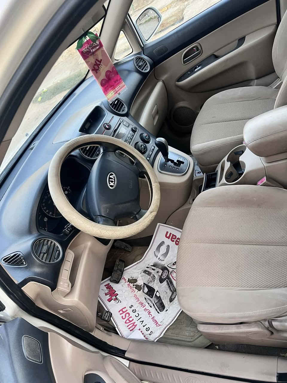 السلام عليكم 🤍
كيا كارنز خليجي موديل 2008  مكينه 2000 دوش رقم مثنى مميز باسمي ماشيه ١٠٠ الف حقيقي على ايدي من هيه زيرو بيها جاملغ صبغ مكينه كير حداديه كله جديد سياره بلاديه وماملعوب بيها السعر 108 بيها مجال 
مكاني السماوه
إلاتصال ***********
