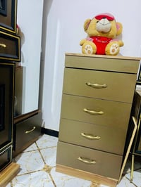 غرفة نوم • للبيع • الزبير حي الاسرى