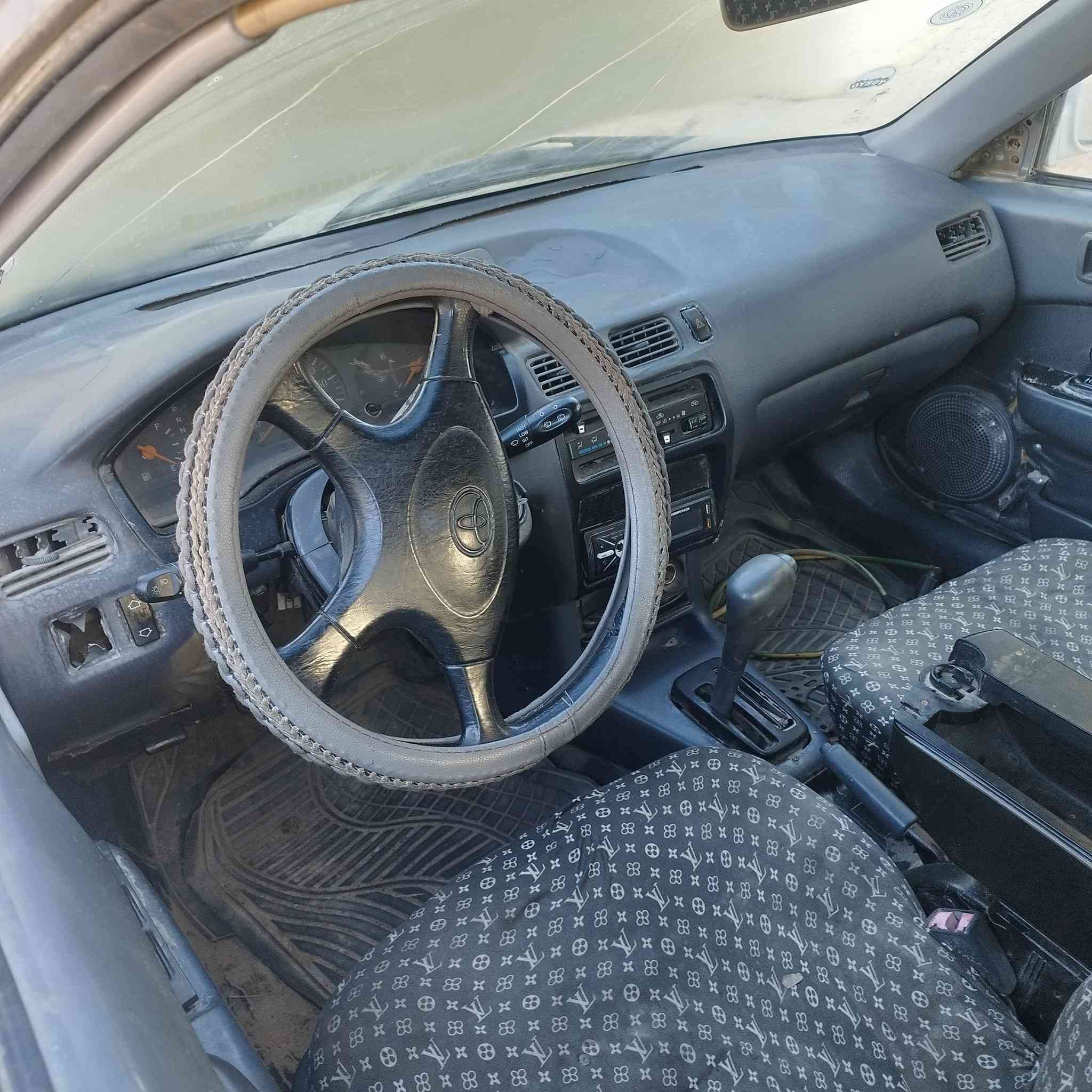 كورلا١٩٩٤
سلام عليكم كورلا موديل ١٩٩٤ محركه بيه تنقيص ١٥٠٠ كيره نضيف عندي وكاله عامه بسمي ام الباركود  عليه غرامه ١٠٠ الف عليه مكاني طريق كربلاء نجف السعر 28 وبيه مجال للشراي للستفسار ***********
