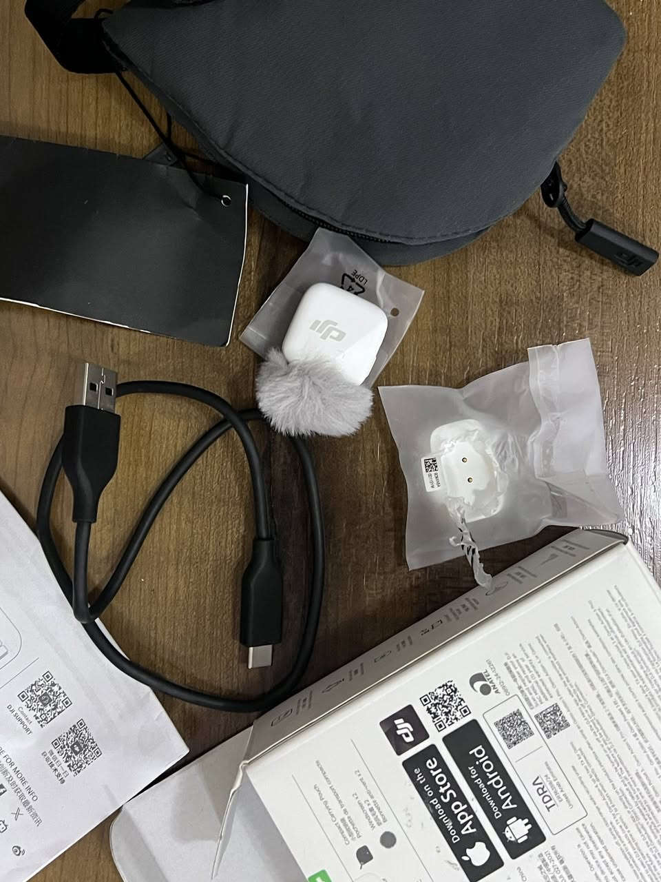 نك مايك dji  بهذا الشكل شحن واير لس ٦٥ الف اول تم


**إذا كنت صاحب هذا الإعلان وتريد حذفه لأي سبب، رجاءا أرسل رسالة إلى الدعم الفني**