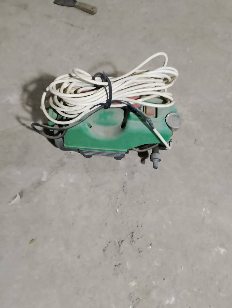 السلام عليكم ديوان للبيع السعر300وبيه مجال
والاوفن 50وبيه مجال 
وفاره غسل السعر90وبيه مجال 
***********
