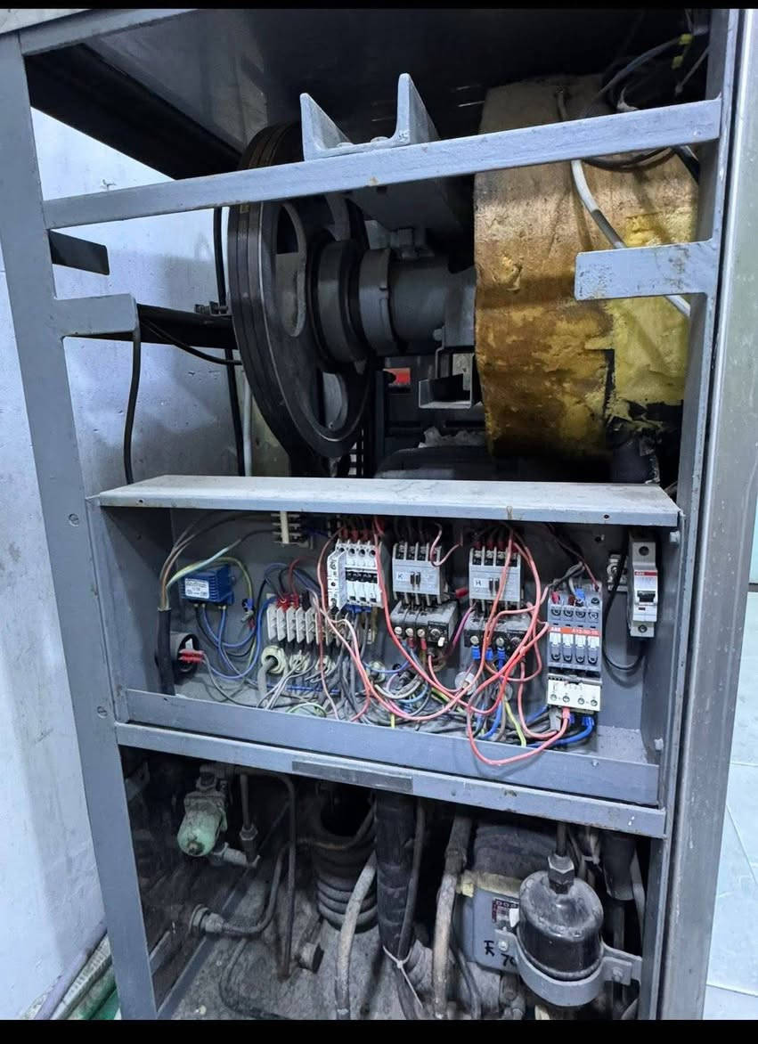 محل مرطبات جاهز للبيع
للاستفسار مراسلة الصفحة او واتساب ***********
