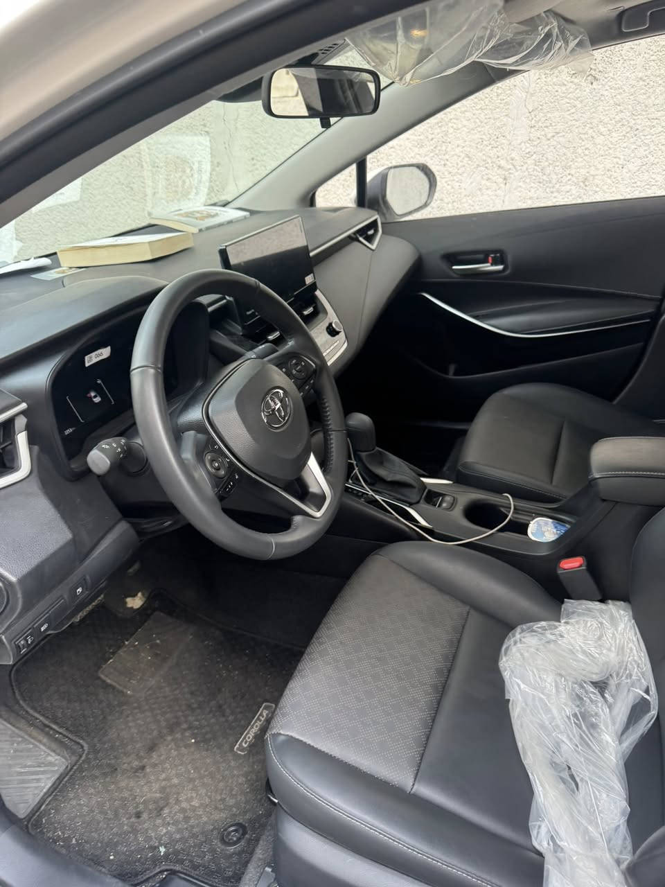 كورلا 2025 هايبرد  شكل الخليجي 💯

مرقم بغداد وجاهز مثبت لوحات وسنويه بسمي تحويل مباشر بسم المشتري 

🛑‼️

عداد المسافه 2ألف كيلو  فقط كسر زيرو 

 

المواصفات 🔰فول🔥1/1

بصمة

فتحة سقف 

محرك 1800

كشنات جلد اسود بلاد 💯 

سايد بريك بصمة

لد امامي خلفي

اوتو هولد

مود درايف

شاشة

كامره دواره

كروز سرعه 

تحكم ستيرن 

رادار 

وبعد بيها مواصفات 

 

📍 العنوان بغداد 

الاتصال ☎️

 ***********
***********

‏
