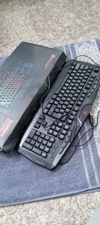 كيبورد ضوئي • ٢ قطع • بغداد