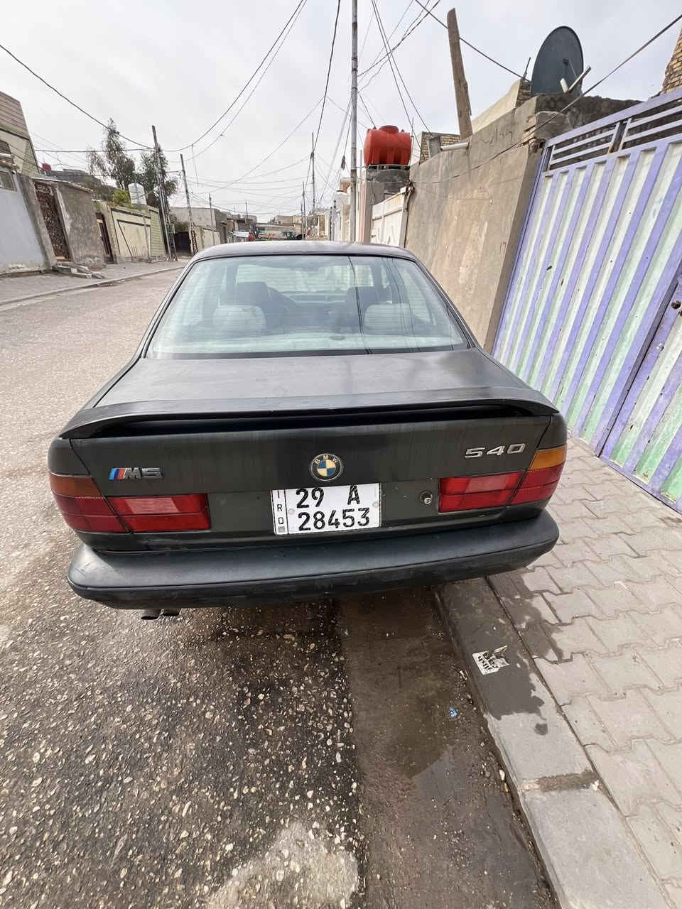 السلام عليكم 520سنويه لل 2030بسمي سياره بيها نواقص المحرك بدايت بخار السعر39مكان نجف ***********
