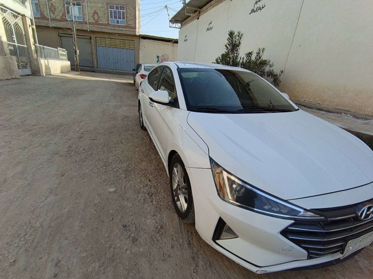 الانترا  موديل 2020رقم بابل
سياره بيهه بنيد مبدل وبارد وصبغ شبر باب العكس السايق
موضح بالسونار
محرك ٢٠٠ دوش
كير ايتي
حساسات جوانب
كامرا شاشه ذكيه كابرلي
وتفاصيل اخرى الي معروفه بالسياره
مكان سياره بابل
سعر١٣٧ بيها مجال شوية
الرقم *********** اتصال او واتس اب
