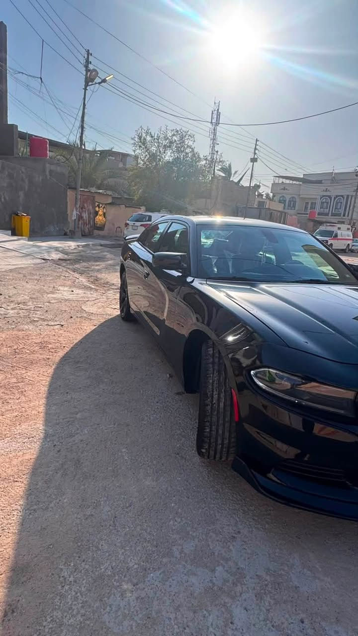 سلام عليكم جارجر sxt مديل 22 سياره كفاله من الصبغ وتبديل وتقسيم بيها بارد بقبق الجنطه وبارد بخشم البنيد ولباقي كله كفاله مكينه كير حداديه تخم تايرات كله كاارتون ماشيه 46 ميل رقم بصره حره بسمي سعرها 238 وبيها مجال مكاني بصره ***********
