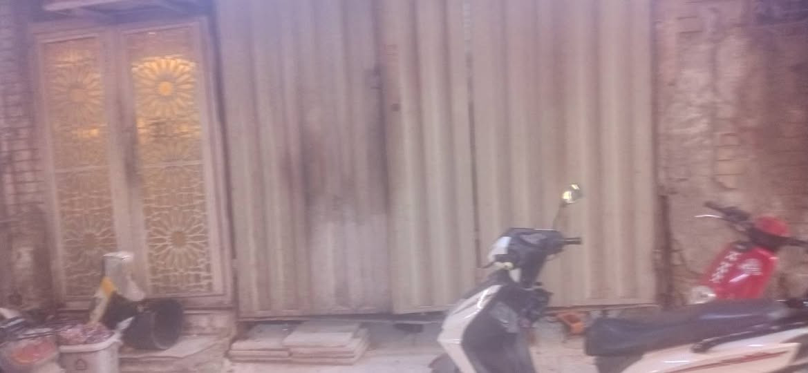 باب للبيع 5 طلاكات مكاني كربلاء ***********
