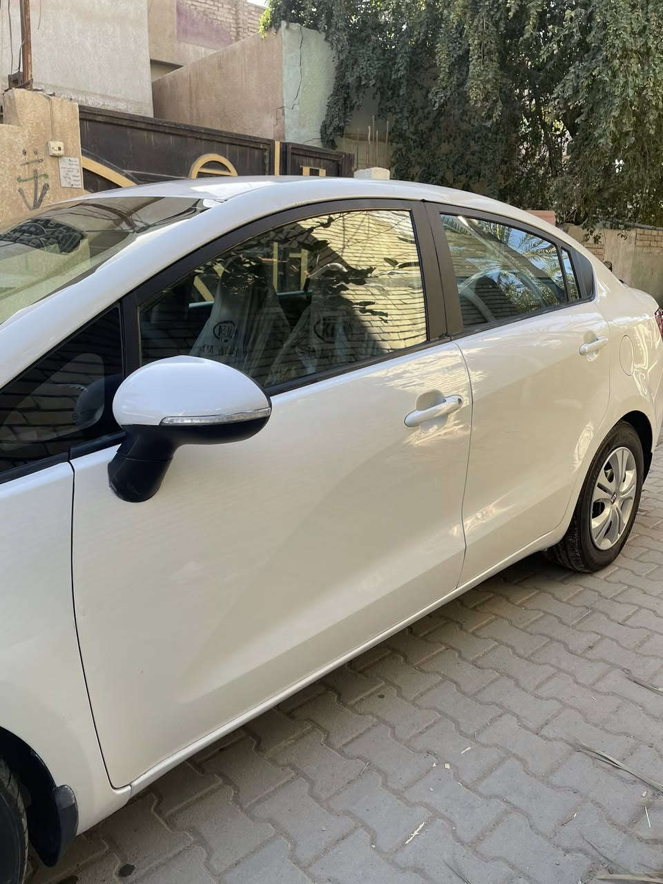 للبيع ريو موديل ١٣ خليجي 
رقم سليمانية سنوية ٢٨
محرك ١٦٠٠ دوش 
كير ومحرك وحدادية وتبريد كفالة 
٣ قطع صبغ بدون دواخل 
 سيارة بدون اي نقص 
شاهد الله سيارة جديد ونضيفة بمعنا الكلمة 
 وترايها زيرو 
السعر٨٤ بيها مجال قليل مكاني كربلاء 
***********
