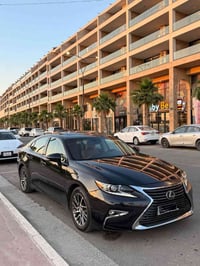 لكزس ES350 • ٢٠١٨ • ١٥٠٠٠٠ كم