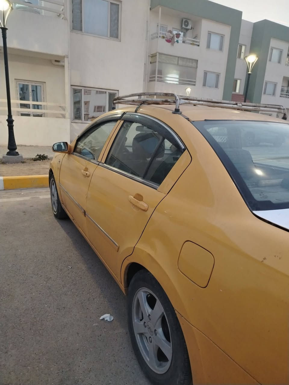 السلام عليكم سيارة شيري a5 موديل 2011 للبيع السيارة نضيفه بيها نقوصات بسيطه باسمي وتحويل ثاني يوم السيارة كير اوتو بلادي السعر 35 وبيها مجال مكاني بغداد بسماية للاتصال ***********
